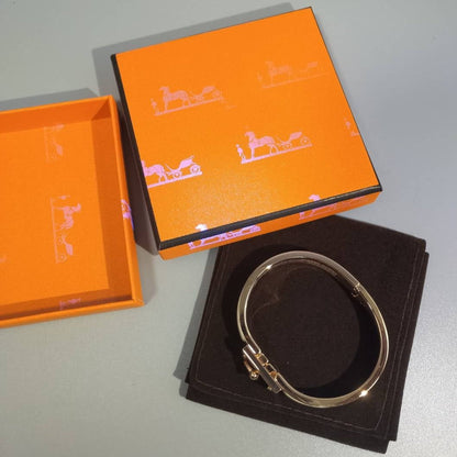 [LUCKY LOVE]H CLOUD BLUE BRACELET