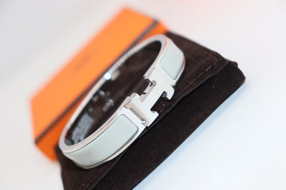 [LUCKY LOVE]H LIGHT BLUE BRACELET