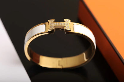 [LUCKY LOVE]H BRACELET GOLD DIAMOND
