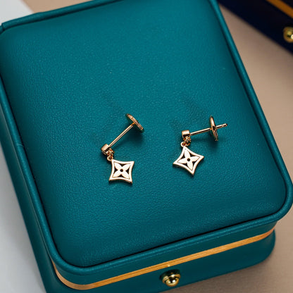 [LUCKY LOVE]STAR EARRINGS GOLD