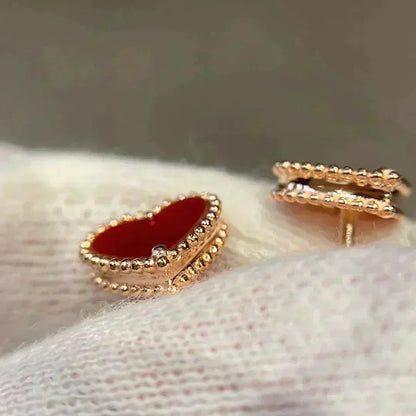 [LUCKY LOVE]HEART CARNELIAN STUD EARRINGS
