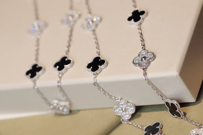 [LUCKY LOVE]CLOVER 20 MOTIFS ONYX DIAMOND SILVER