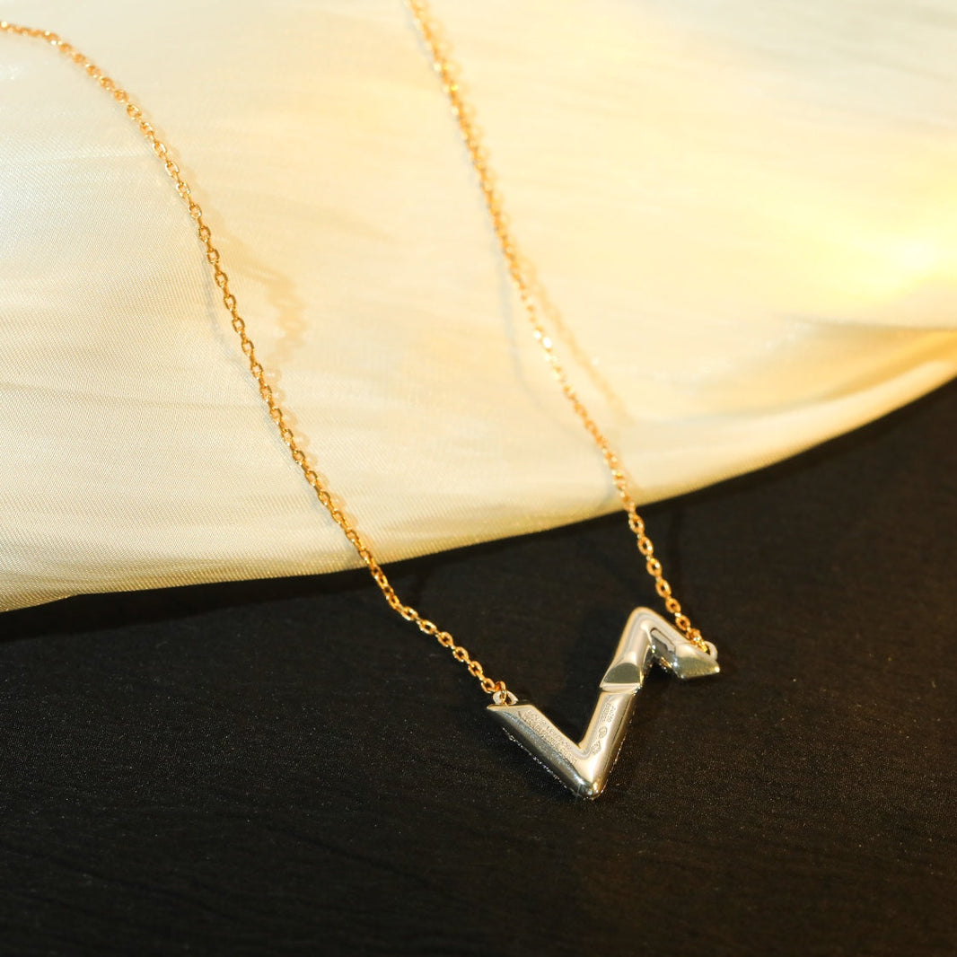 [LUCKY LOVE]VOLT SILVER DIAMOND PEDANT NECKLACE