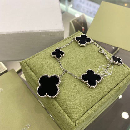 [LUCKY LOVE]CLOVER 5 MOTIFS SIVLER ONYX BRACELET