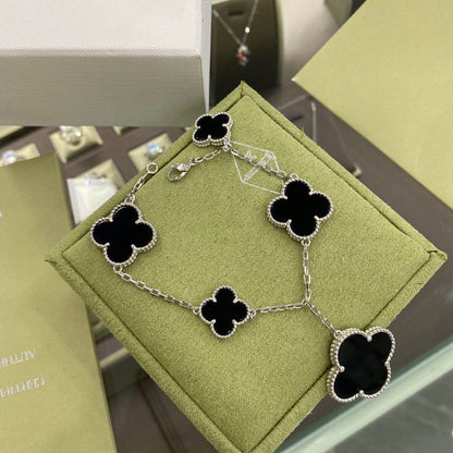 [LUCKY LOVE]CLOVER 5 MOTIFS SIVLER ONYX BRACELET