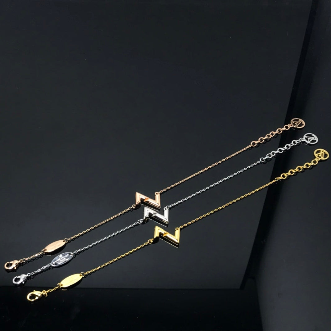 [LUCKY LOVE]VOLT LV LOGO BRACELET