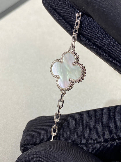 [LUCKY LOVE]CLOVER SILVER MOP 5 MOTIF BRACELET