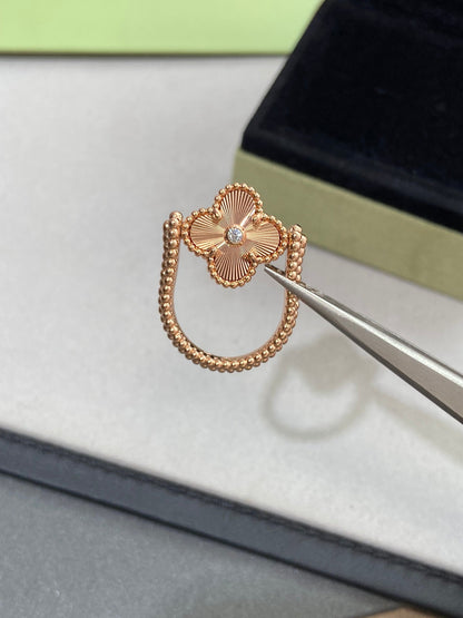 [LUCKY LOVE]CLOVER RIVERSIBLE RING ROSE GOLD COLLECTION