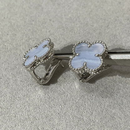 [LUCKY LOVE]CLOVER CHALCEDONY SILVER STUD EARRINGS