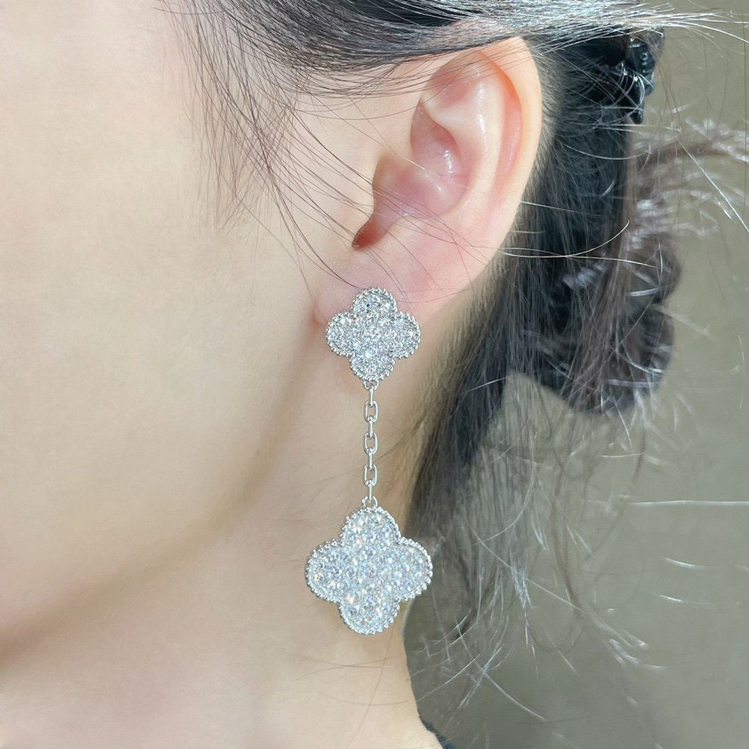 [LUCKY LOVE]CLOVER 2 MOTIFS DIAMOND PAVED SILVER EARRINGS