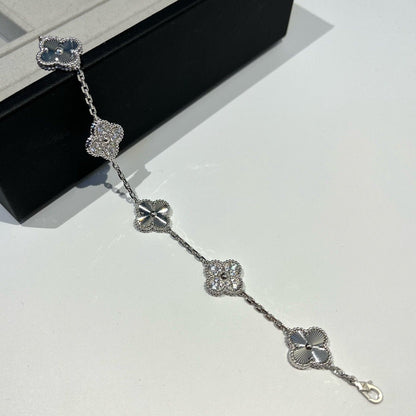 [LUCKY LOVE]CLOVER 5 MOTIF SILVER DIAMOND BRACELET