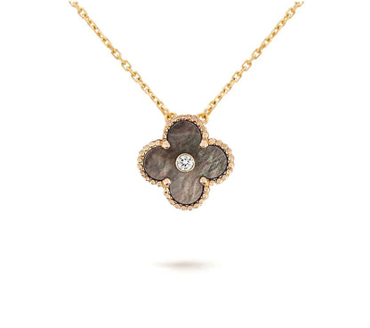 [LUCKY LOVE]CLOVER 15MM CHRISTMAS LIMITED EDITION SINGLE FLOWER NECKLACE