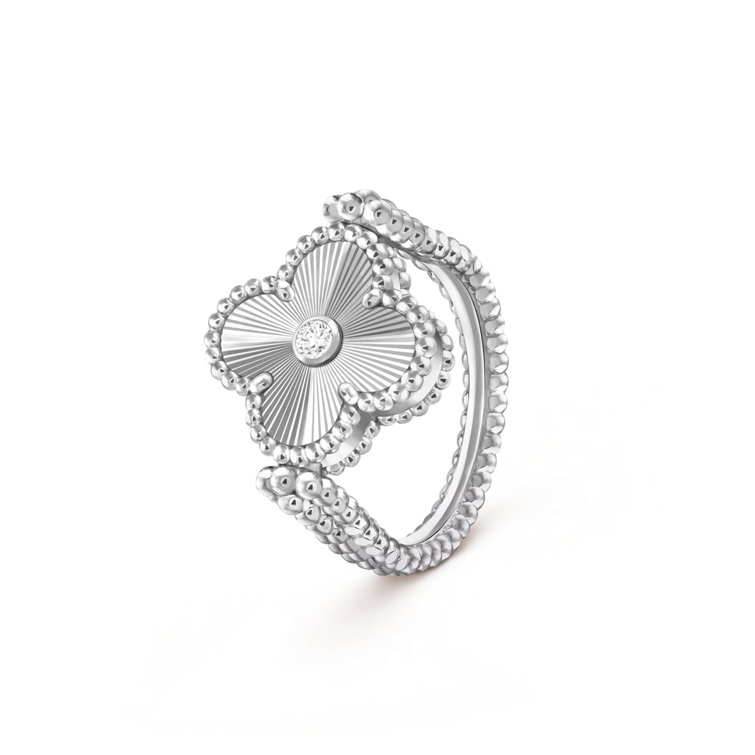 [LUCKY LOVE]CLOVER RIVERSIBLE RING SILVER COLLECTION