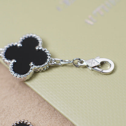 [LUCKY LOVE]CLOVER 5 MOTIF ONYXS  BRACELET SILVER