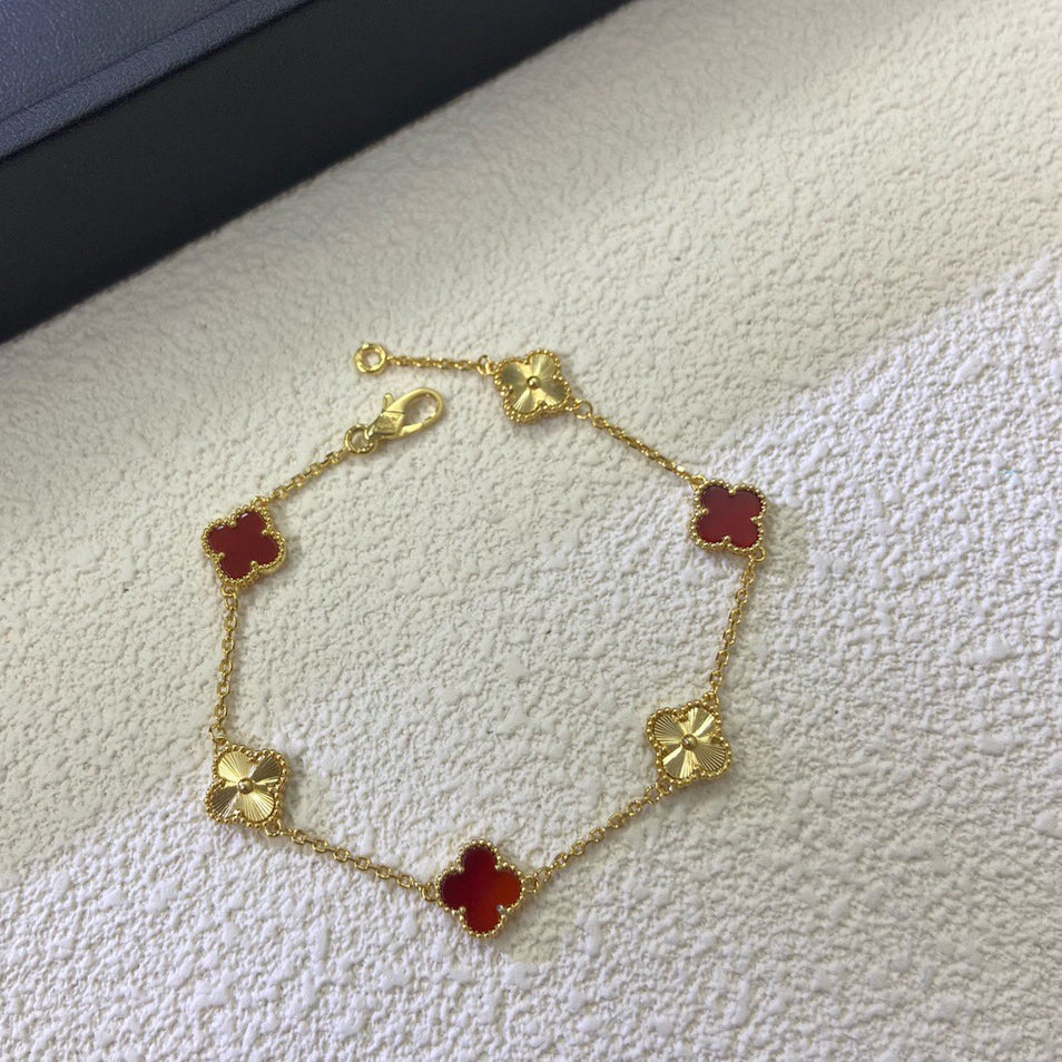 [LUCKY LOVE]CLOVER 6 MOTIF RED AGATE LASER BRACELET