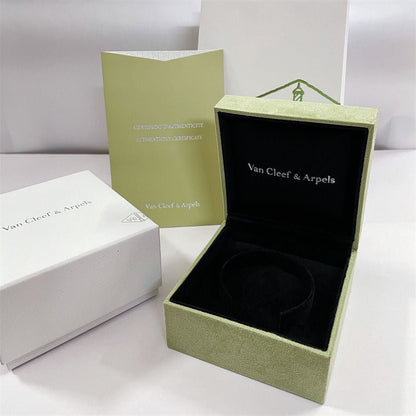 [LUCKY LOVE]VA CLOVER BRACELET NECKLACE RING BOX GIFT BAG