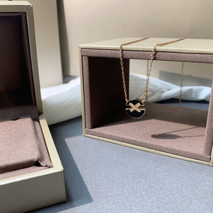 [LUCKY LOVE]JEUX DE PINK GOLD DIAMOND NECKLACE