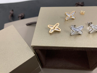 [LUCKY LOVE]JEUX DE WHITE MOP SILVER DIAMOND EARRINGS