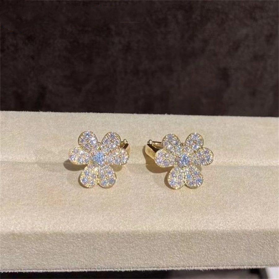 [LUCKY LOVE]FRIVOLE GOLD FLOWER DIAMOND EARRINGS