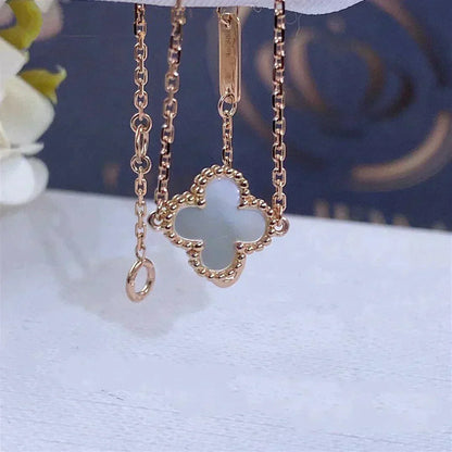 [LUCKY LOVE]CLOVER WHITE MOP SINGLE FLOWER BRACELET